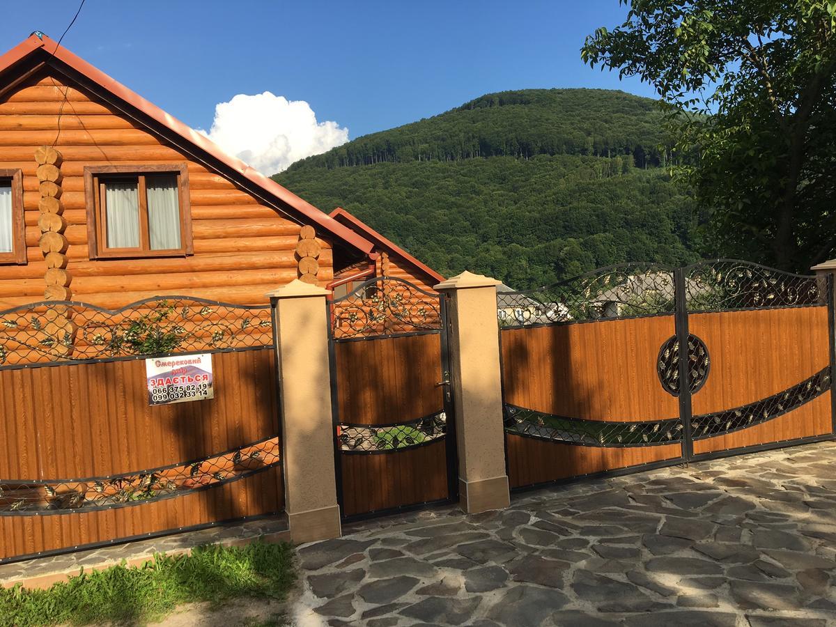Smerekovyi Dvir Поляна Екстериор снимка